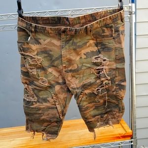 Smoke rise camo jean shorts